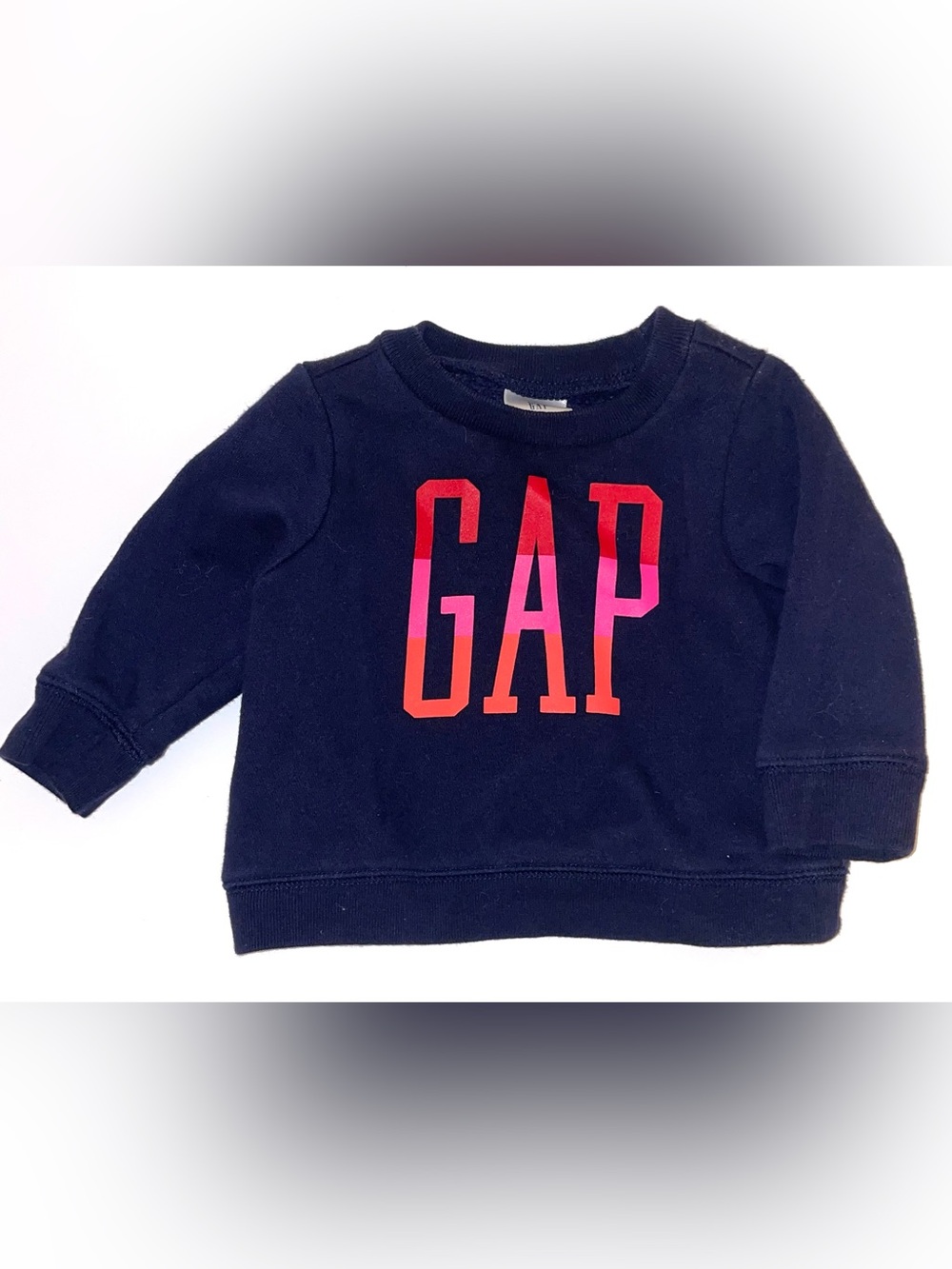 GAP pullover sweatshirt size 6-12 months